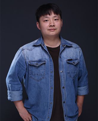 拼操欧美大屁股相关老女人器乐表演部部主任